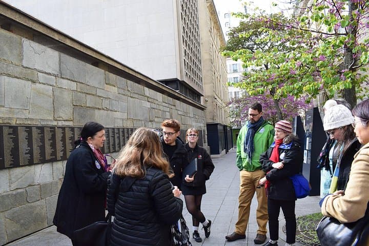 Paris Jewish Heritage: Le Marais & Montmartre Guided Walking Tour — photo 14