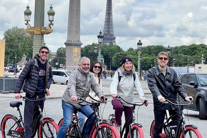 Paris Main Sights Bike Tour — photo 2