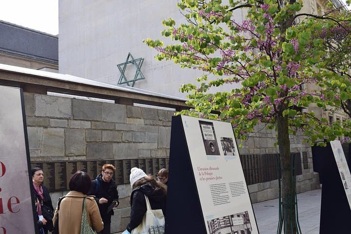 Paris Jewish Heritage: Le Marais & Montmartre Guided Walking Tour — photo 2