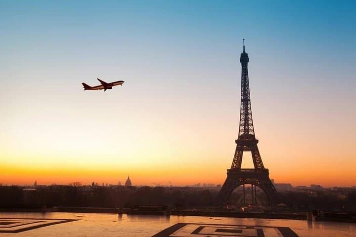 Private Transport from Charles de Gaulle Airport to Paris — photo 2