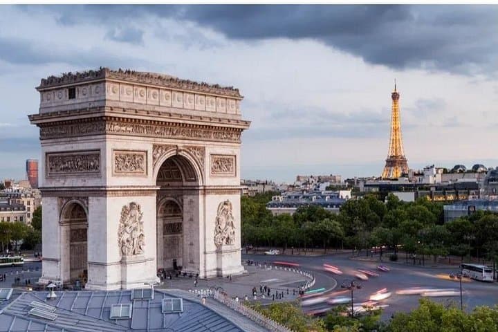 Private transport from Paris to Charles de Gaulle airport — photo 4