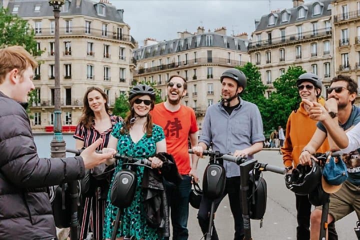 Paris E-Scooter Tour with fun & informative guide (small groups) — photo 5