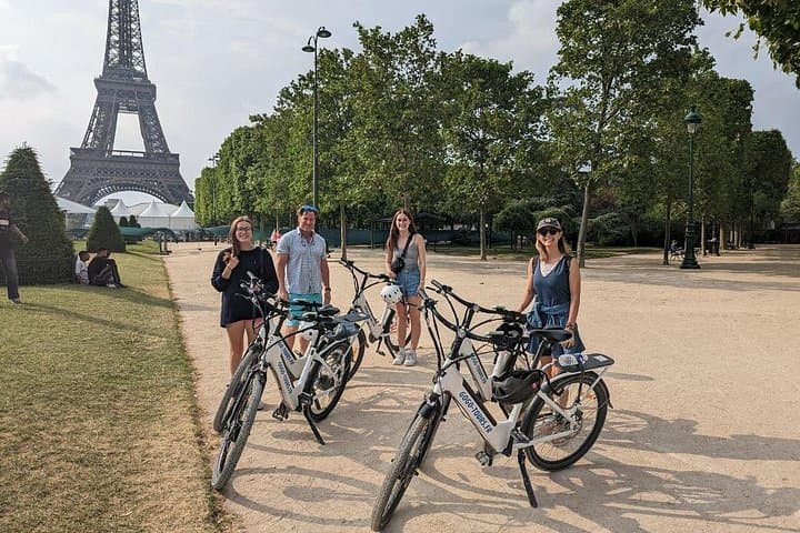 Private 2.5-Hour Paris E-Bike Highlights Tour — photo 1
