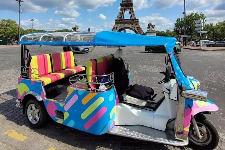Paris with a Tuk Tuk - Private 3-Hour TukTuk Tour — photo 2