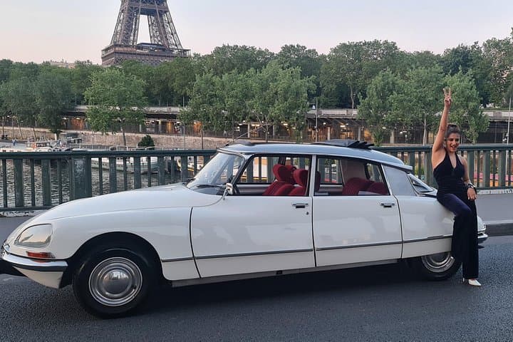 Vintage Car Paris Tour Citroën DS with open roof Paris City Tour — photo 19