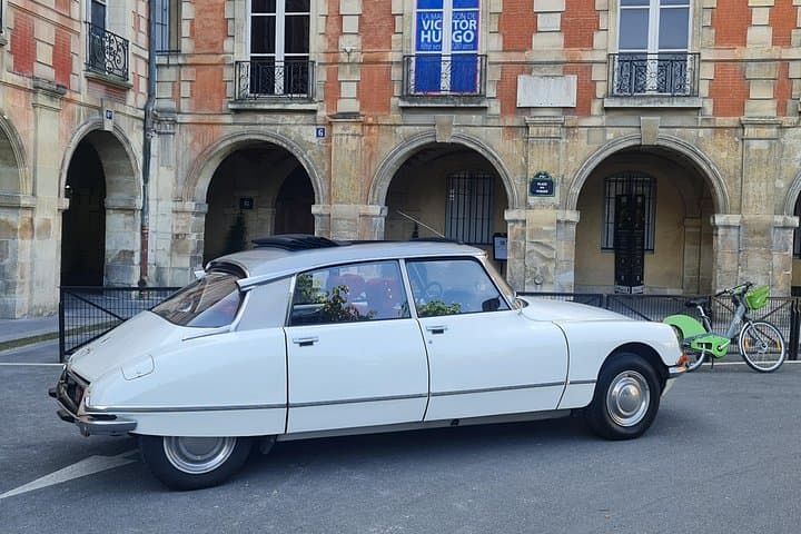 Vintage Car Paris Tour Citroën DS with open roof Paris City Tour — photo 14
