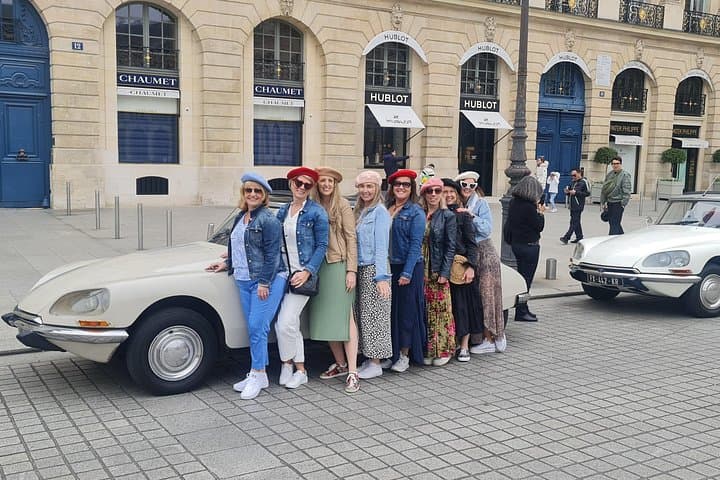 Vintage Car Paris Tour Citroën DS with open roof Paris City Tour — photo 15
