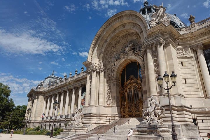 Sightseeing tour of most iconic parisian monuments (rickshaw) — photo 6