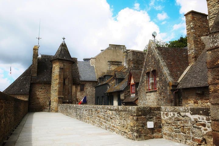 Mont Saint Michel Guided Day Trip with Hotel Pickup — photo 6