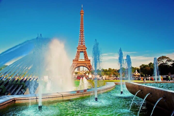 Private Paris City Tour and shopping in La Vallée Village — photo 1