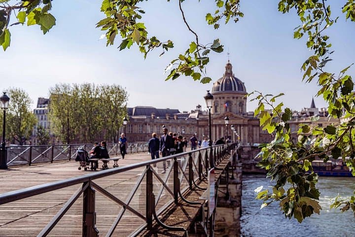 Private Paris City Tour and shopping in La Vallée Village — photo 4