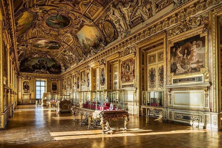 Guided Tour of the Louvre Museum with Tickets Included — photo 1