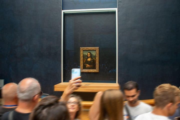 Louvre Wheelchair-Accessible Private Tour – Stress-Free & Easy — photo 6