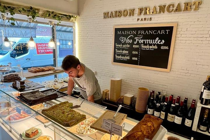 Paris Champagne & Food Tour with Tastings in Saint-Germain — photo 12