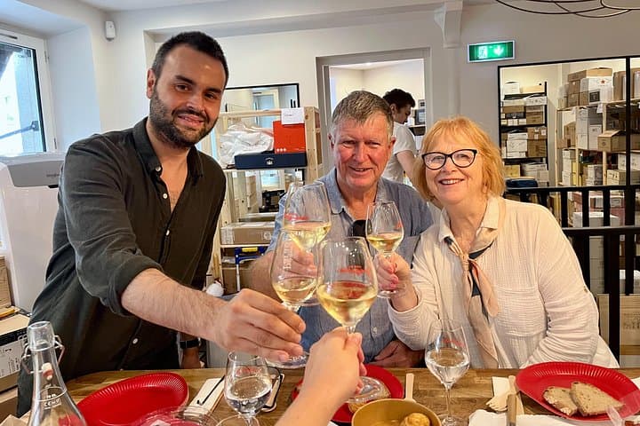 Paris Champagne & Food Tour with Tastings in Saint-Germain — photo 8