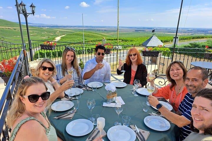 Champagne Day Trip from Paris with 8 Tastings & Lunch — photo 5