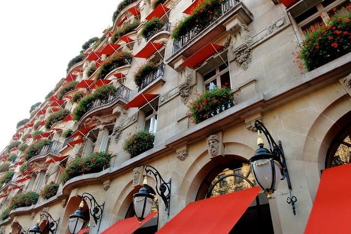 Paris Chic Private Tour: Filming Sites, Landmarks & Photo Ops — photo 6