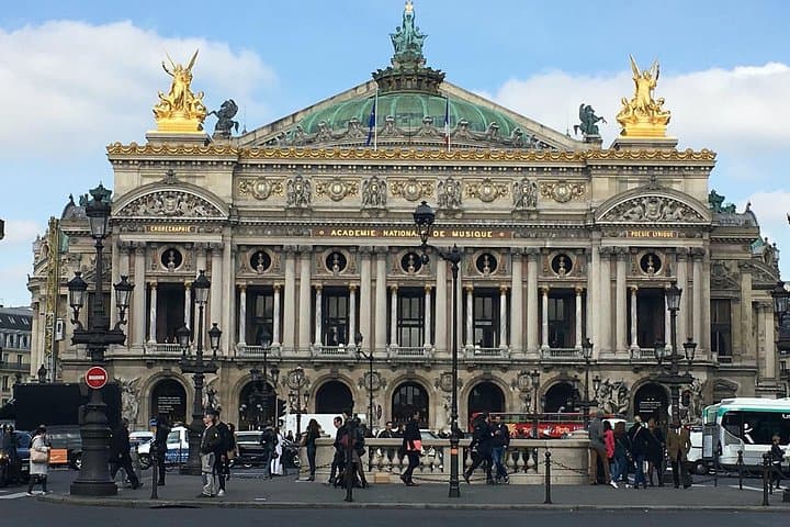 Paris Chic Private Tour: Filming Sites, Landmarks & Photo Ops — photo 19