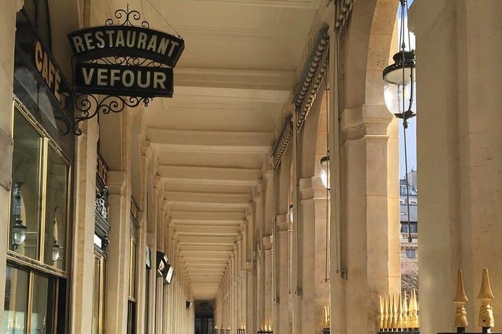 Paris Chic Private Tour: Filming Sites, Landmarks & Photo Ops — photo 2