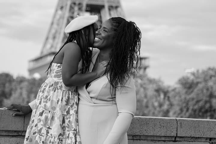 Private Photoshoot with the Iconic Eiffel Tower in Paris — photo 8