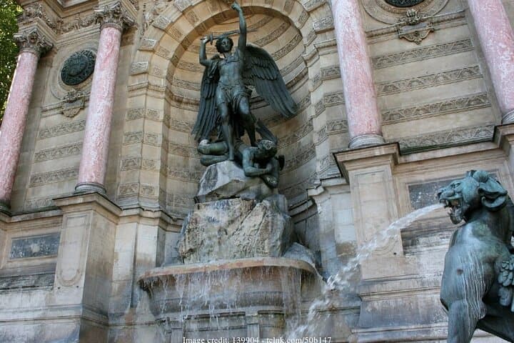 Paris by Night 2-hour Private Tour with Scenic Seine River Cruise — photo 2