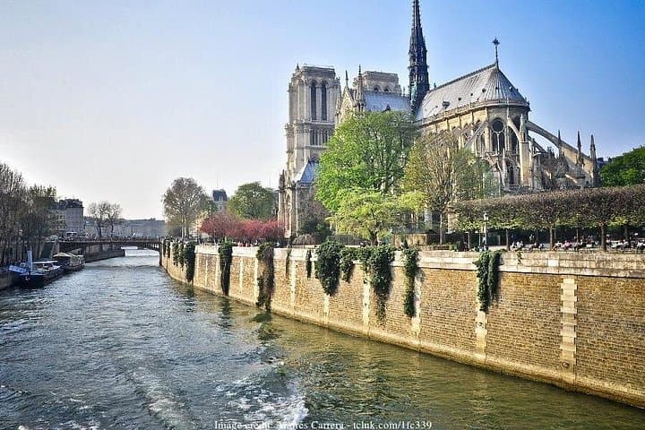 Paris by Night 2-hour Private Tour with Scenic Seine River Cruise — photo 1