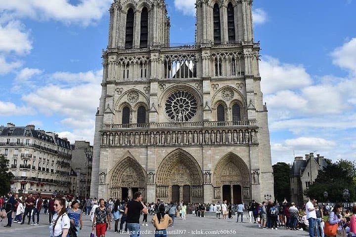Paris by Night 2-hour Private Tour with Scenic Seine River Cruise — photo 6
