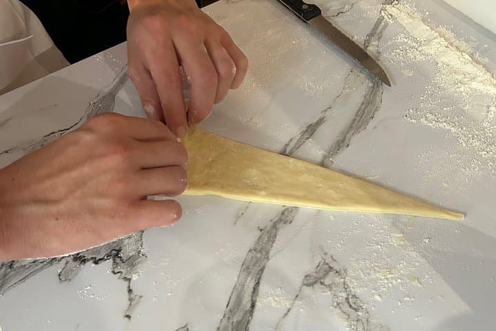 Croissants and pains au chocolat with a pastry chef in Paris — photo 11