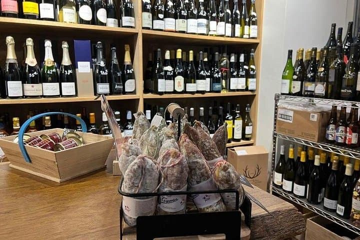 Paris : Montmartre Walking tour with Food & Drinks — photo 5