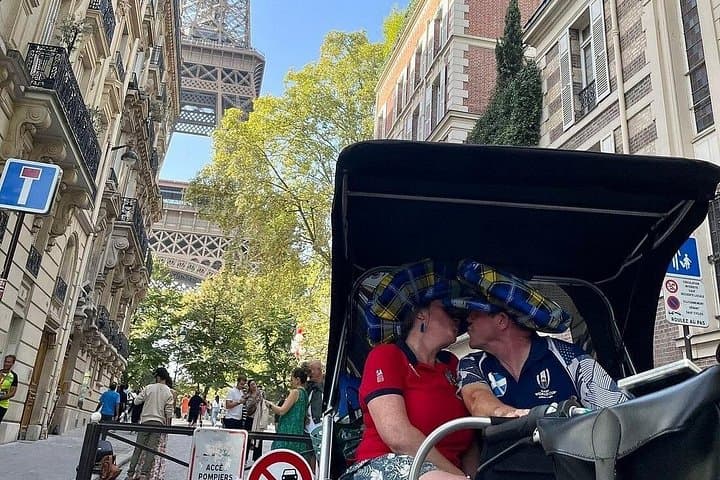 Sightseeing tour of most iconic parisian monuments (rickshaw) — photo 8