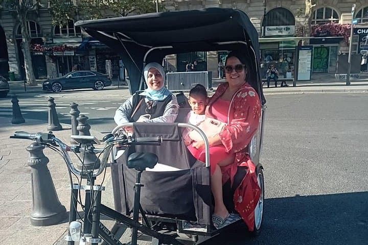 Sightseeing tour of most iconic parisian monuments (rickshaw) — photo 11