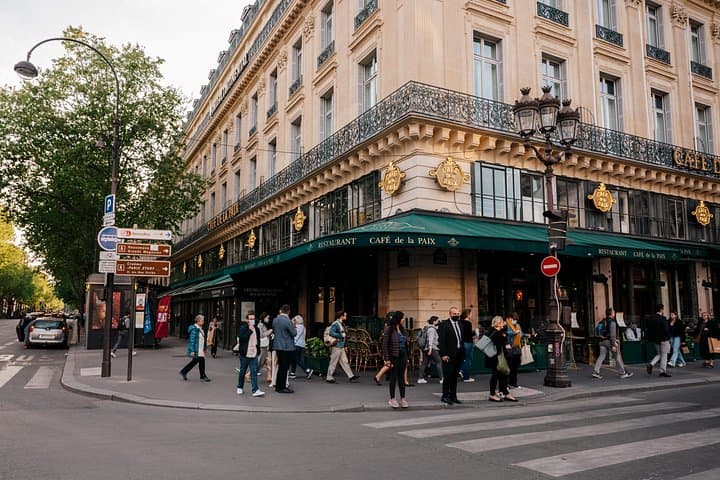 1.5 Hour Private Tour in Paris in a Classic Citroën — photo 2