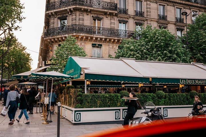 1.5 Hour Private Tour in Paris in a Classic Citroën — photo 19