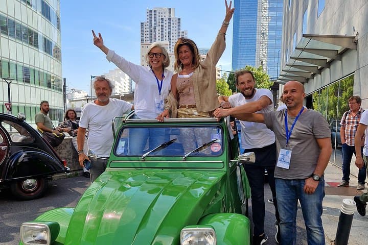 Vintage 2CV Adventure: 2-Hour Paris Highlights Tour — photo 11