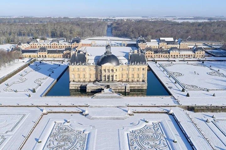 Private Vaux-le-Vicomte Candlelight Half-Day Escape from Paris — photo 13