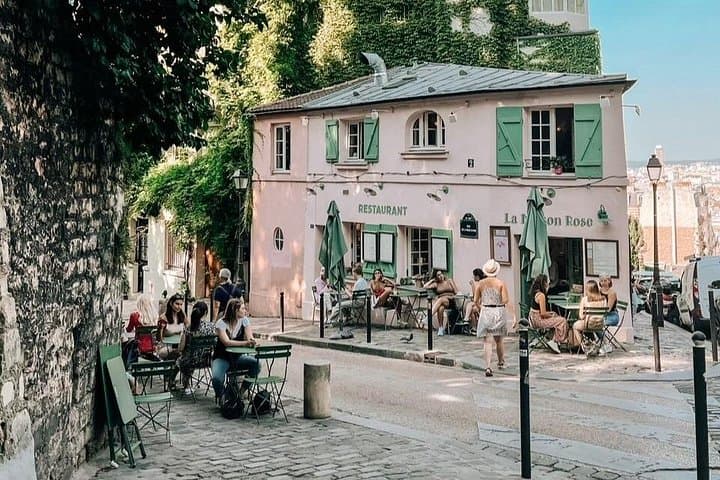 Small Group Walking Tour of Montmartre -10 people max — photo 4