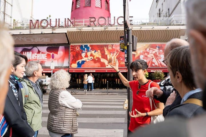 Paris Montmartre Walking Tour: Hidden Gems, Views & Croissant — photo 4