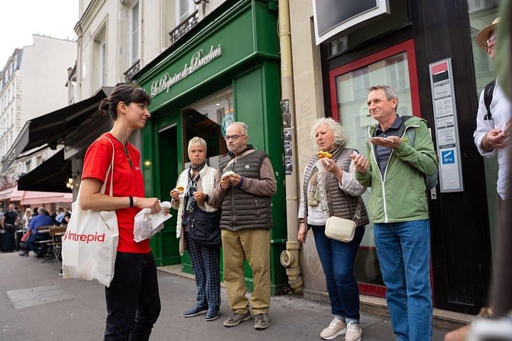 Paris Montmartre Walking Tour: Hidden Gems, Views & Croissant — photo 6