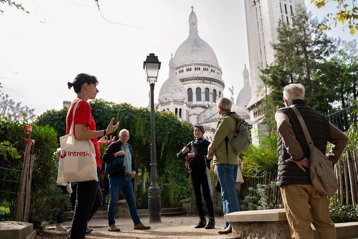 Paris Montmartre Walking Tour: Hidden Gems, Views & Croissant — photo 2