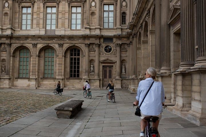 Explore Paris Highlights by Bike — photo 16