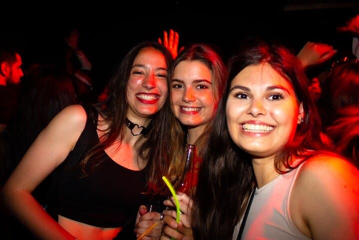 Paris: The Original Pub Crawl + Free Shots + VIP Club Entry — photo 1