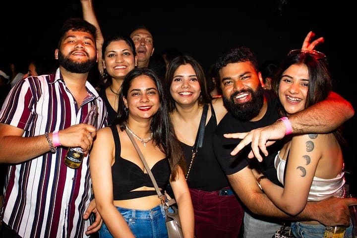 Paris: The Original Pub Crawl + Free Shots + VIP Club Entry — photo 2