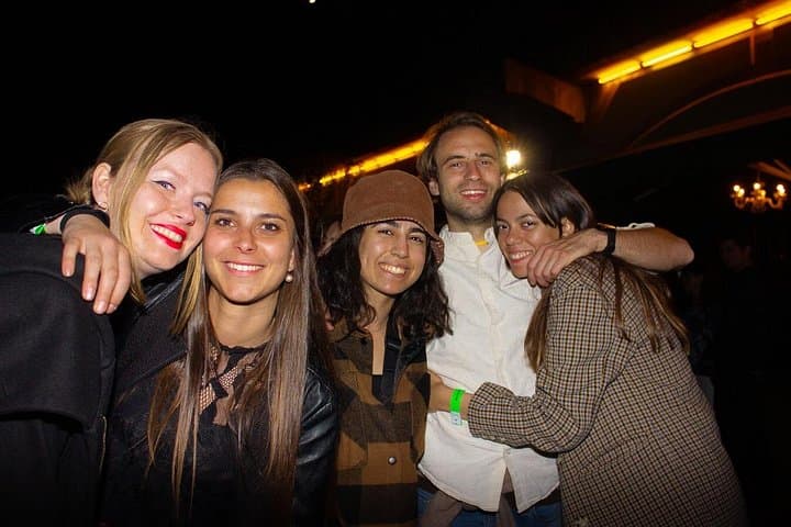 Paris: The Original Pub Crawl + Free Shots + VIP Club Entry — photo 6