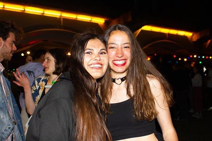 Paris: The Original Pub Crawl + Free Shots + VIP Club Entry — photo 8