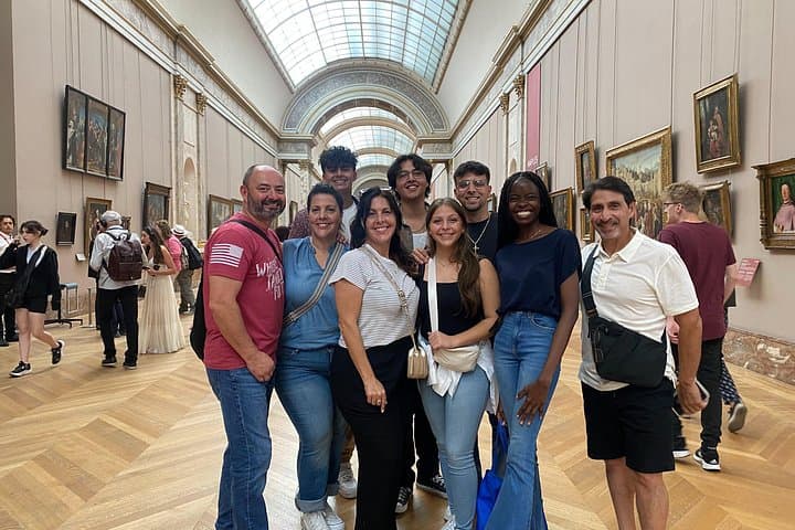 Louvre Museum Private Guided Tour — photo 4