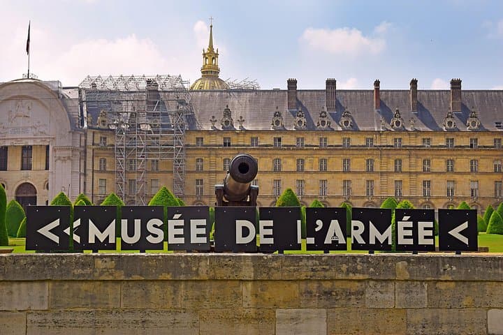 Napoleon's Guided Tour for Kids & Families in Paris — photo 3