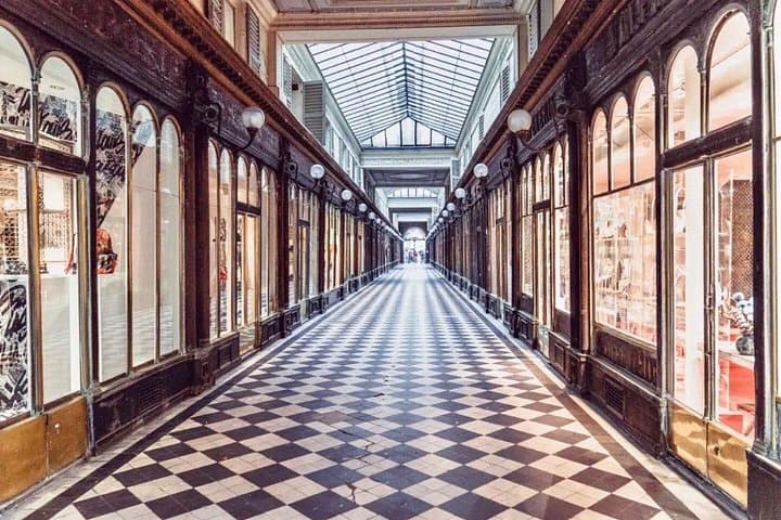 Secret Covered Passages Tour in Paris — photo 6
