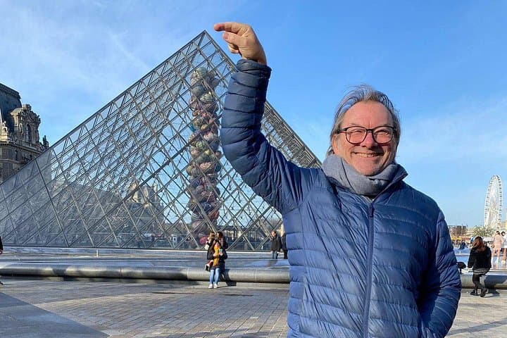 Paris Treasure Hunt – Explore the Seine from Louvre to Eiffel — photo 7