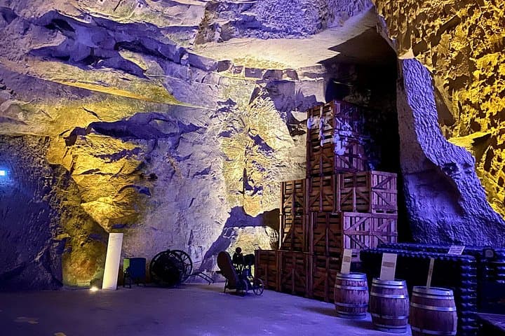 GRAND VINTAGE Taittinger Veuve Clicquot Cellars & Tastings trip — photo 9