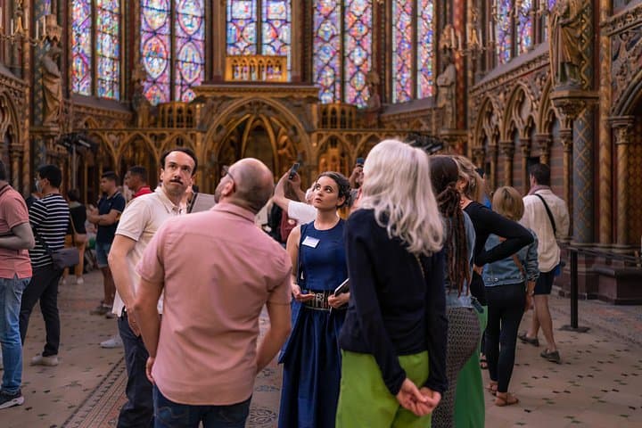 Paris Sainte Chapelle Small Group Guided Tour — photo 2